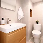 Cosy, Centre Port, Piscine, Proche Apartamento