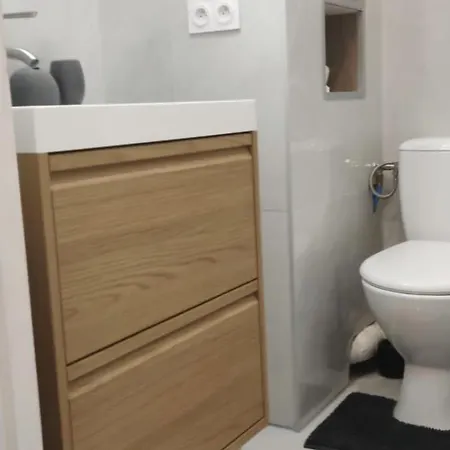 شقة Studio Cosy, Centre Port, Piscine, Proche Plage آجد