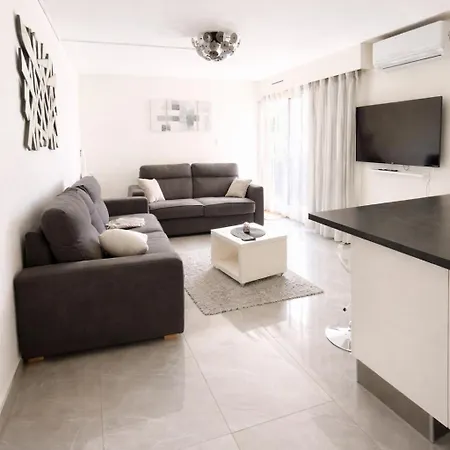 Apartman Cosy, Centre Port, Piscine, Proche *