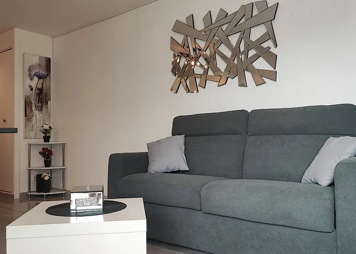 Studio Cosy, Centre Port, Piscine, Proche Plage آجد